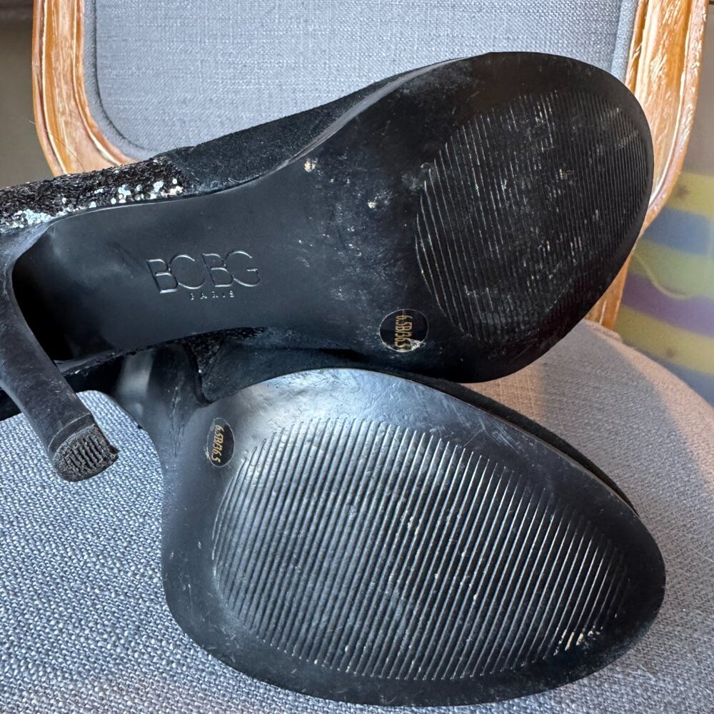 Glam! BCBG Black Suede Booties with Glitter Ankle — Size 6.5 - Picture 5 of 6